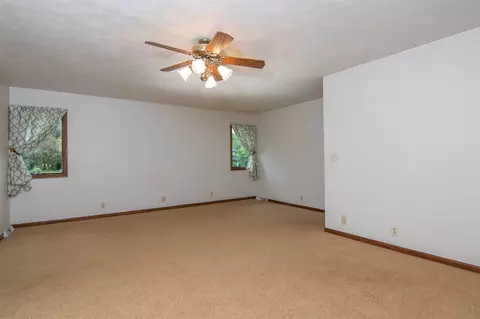 12084 Whispering Winds Dr, Roscoe, IL 61073 photo 18