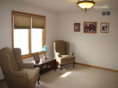 7513 Skyview Trl, Roscoe, IL 61073 photo 2