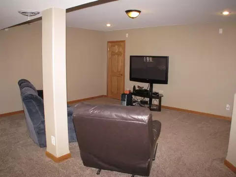 7513 Skyview Trl, Roscoe, IL 61073 photo 18