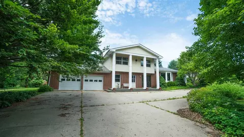 11444 E Big Mound Rd, Davis Junction, IL 61020 photo 2