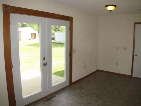 4454 Straw Ln, Roscoe, IL 61073 photo 5