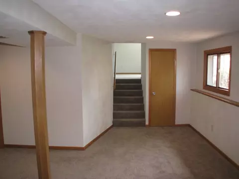 4454 Straw Ln, Roscoe, IL 61073 photo 17