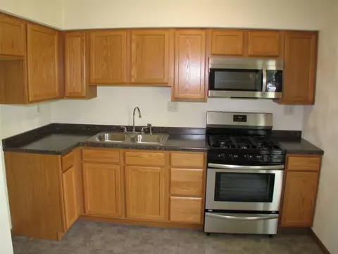 4454 Straw Ln, Roscoe, IL 61073 photo 7