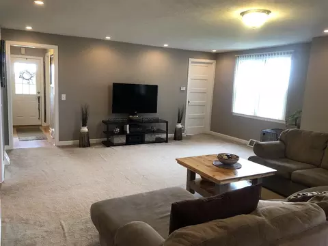 4502 Klinger Rd, Leaf River, IL 61047 photo 6