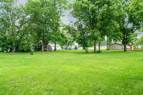 5668 Harrison St, Roscoe, IL 61073 photo 5