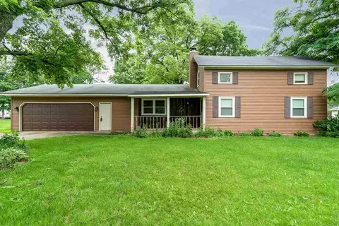 5668 Harrison St, Roscoe, IL 61073 photo 1