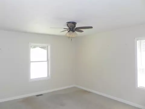 523 W 7th St, Pecatonica, IL 61063 photo 16
