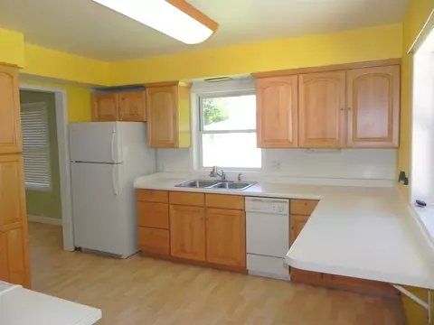 523 W 7th St, Pecatonica, IL 61063 photo 13