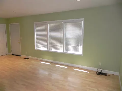 523 W 7th St, Pecatonica, IL 61063 photo 10