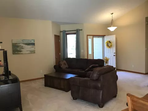 509 David Dr, Winnebago, IL 61088 photo 10