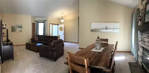 509 David Dr, Winnebago, IL 61088 photo 9