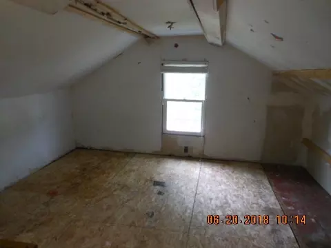 508 Elgin St, Cherry Valley, IL 61016 photo 7