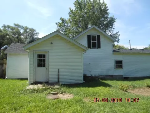 508 Elgin St, Cherry Valley, IL 61016 photo 2