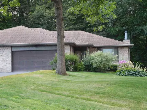 310 Trading Post Ct, Rockton, IL 61072 photo 1