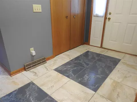 310 Trading Post Ct, Rockton, IL 61072 photo 5