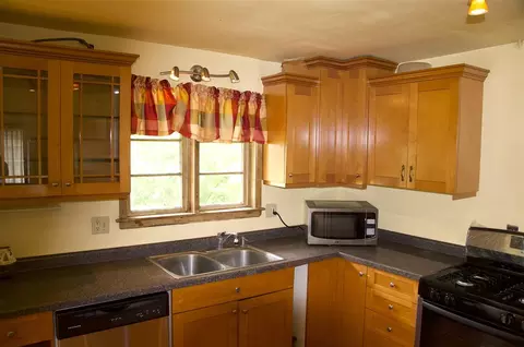 2903 E State St, Rockford, IL 61108 photo 8