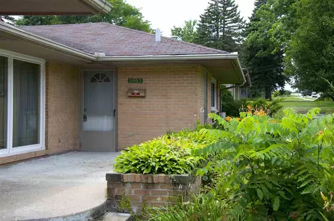 2903 E State St, Rockford, IL 61108 photo 2