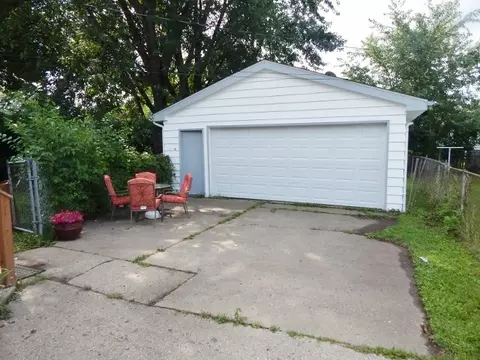 527 E 8th St, Belvidere, IL 61008 photo 11