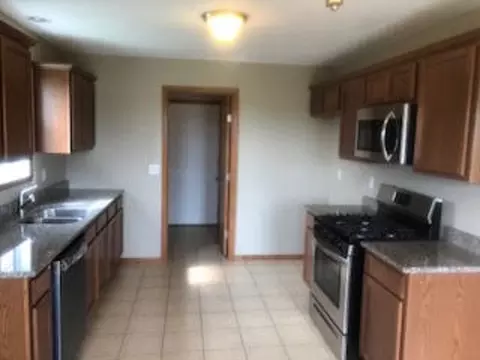 3045 Hiddengreen Dr, Belvidere, IL 61008 photo 4
