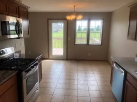 3045 Hiddengreen Dr, Belvidere, IL 61008 photo 5