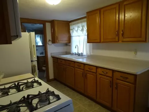 125 S 1st St, Capron, IL 61012 photo 6