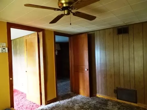 125 S 1st St, Capron, IL 61012 photo 7