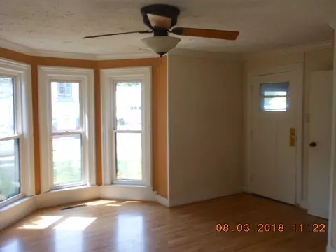 429 W 6th St, Pecatonica, IL 61063 photo 5