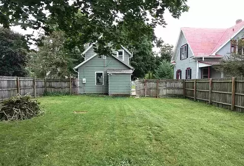 314 Snow Ave, Chadwick, IL 61014 photo 4