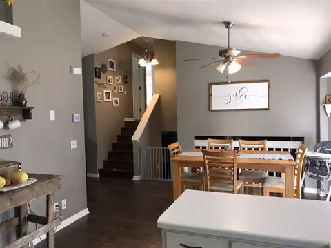 511 Don Dr, Pecatonica, IL 61063 photo 7
