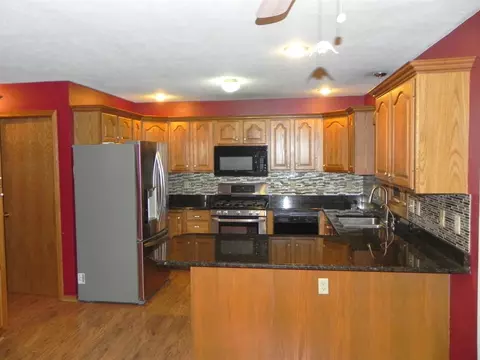 501 Don Dr, Pecatonica, IL 61063 photo 14