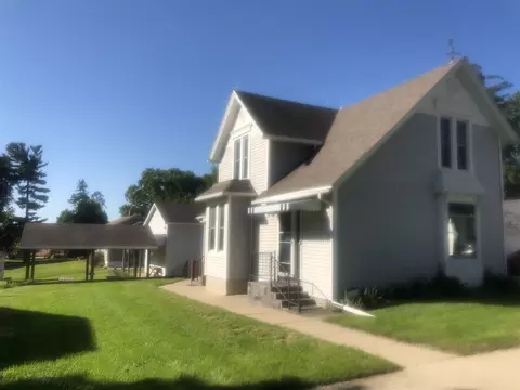 428 W 6th St, Pecatonica, IL 61063 photo 1