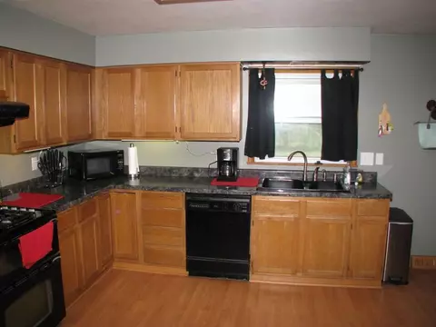 11062 2nd St, Roscoe, IL 61073 photo 17