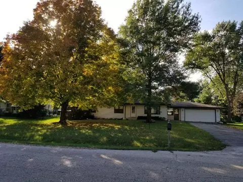 11062 2nd St, Roscoe, IL 61073 photo 1
