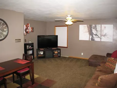 11062 2nd St, Roscoe, IL 61073 photo 10