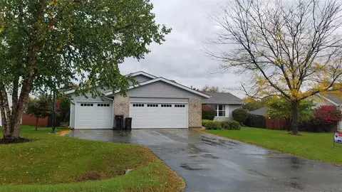 10933 Meadowsweet Ln, Roscoe, IL 61073 photo 1