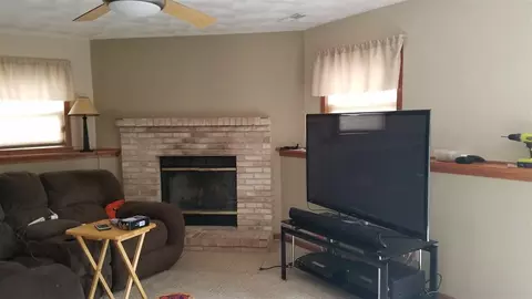 10933 Meadowsweet Ln, Roscoe, IL 61073 photo 5