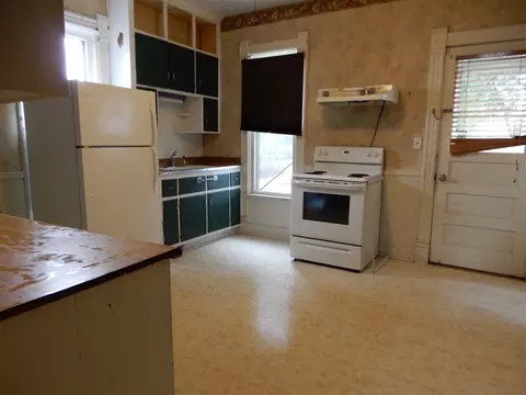 115 E 6th St, Belvidere, IL 61008 photo 7