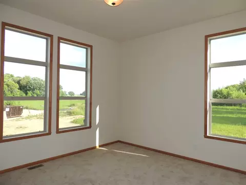 730 Biscayne Pl, Roscoe, IL 61073 photo 12