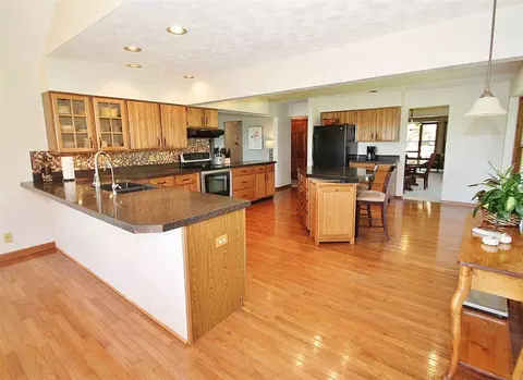 7685 Joy Ln, Roscoe, IL 61073 photo 8