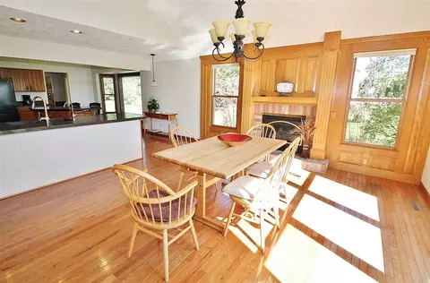 7685 Joy Ln, Roscoe, IL 61073 photo 9