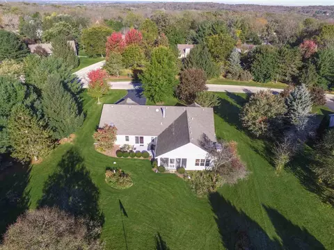 7685 Joy Ln, Roscoe, IL 61073 photo 23