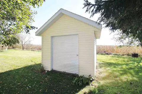 7685 Joy Ln, Roscoe, IL 61073 photo 21