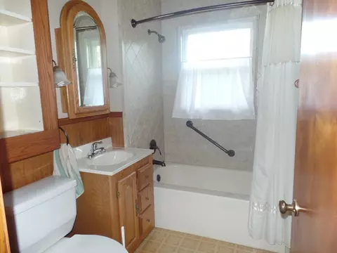 12331 Beecher Dr, Roscoe, IL 61073 photo 8