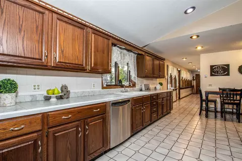 4141 River Rd, Cherry Valley, IL 61016 photo 7