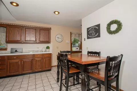 4141 River Rd, Cherry Valley, IL 61016 photo 9