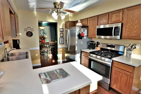 9838 Highstone Dr, Roscoe, IL 61073 photo 15