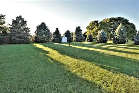 9838 Highstone Dr, Roscoe, IL 61073 photo 6
