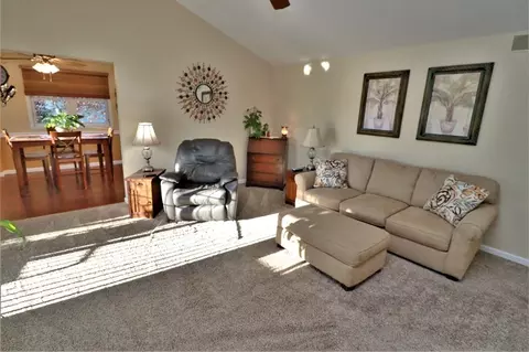 9838 Highstone Dr, Roscoe, IL 61073 photo 8