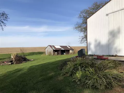 14782 Lovers Spring Dr, Lanark, IL 61046 photo 6