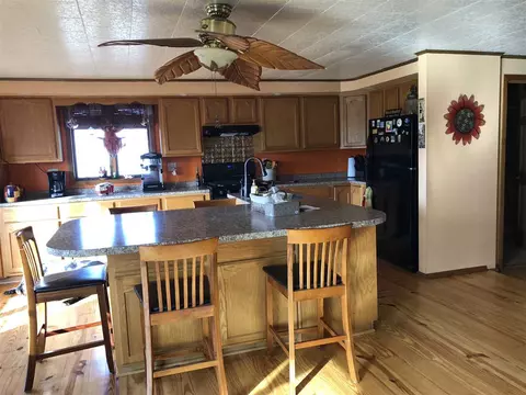14782 Lovers Spring Dr, Lanark, IL 61046 photo 10